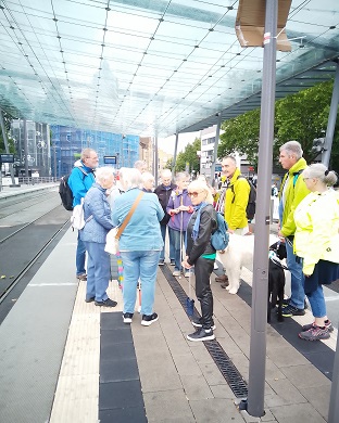 2025 06 06 HN Bahnhofsvorplatz Einweisung 2